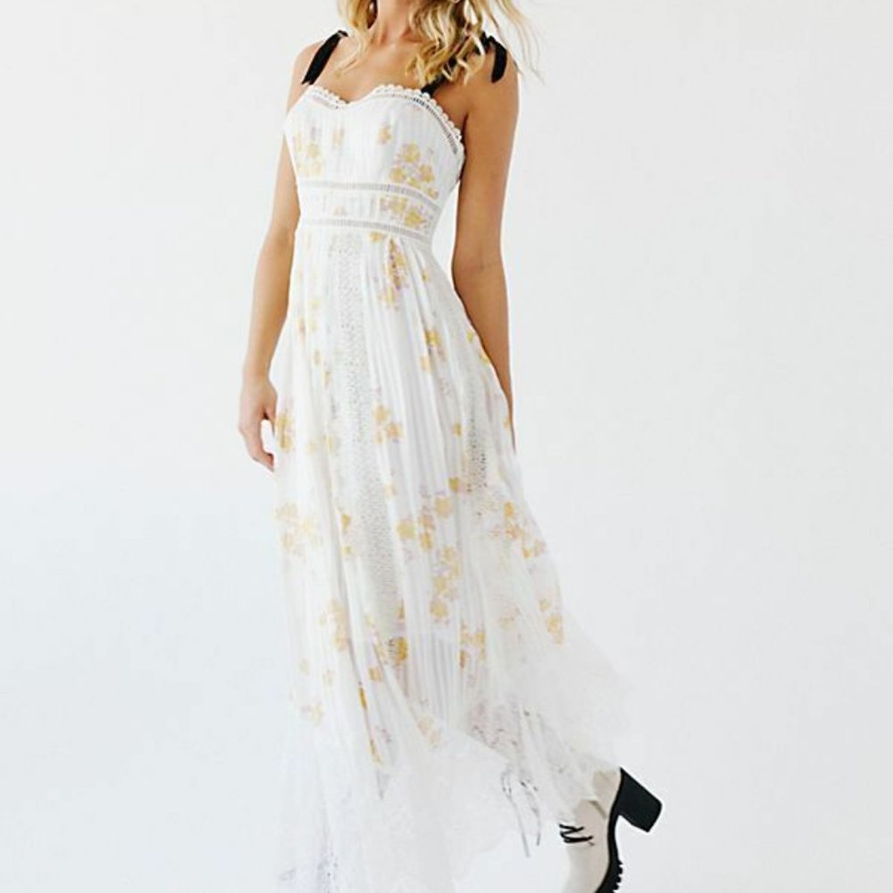 Free People NWT Size 0 Seven Wonders Maxi Dress Ivory NEW